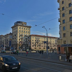 Niezaliezhnasci Avenue, 42, Minsk: photo