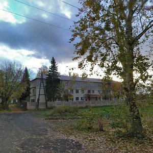 Naberezhnaya Street, 92, Kurovskoye: photo