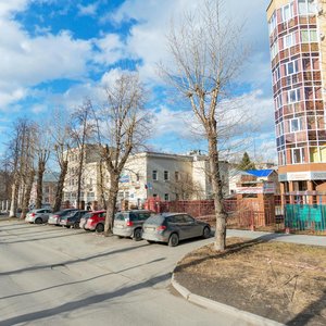 Sofyi Kovalevskoy Street, 8, Yekaterinburg: photo