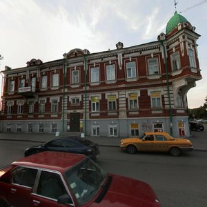 Revolyutsii Street, 25, Perm: photo