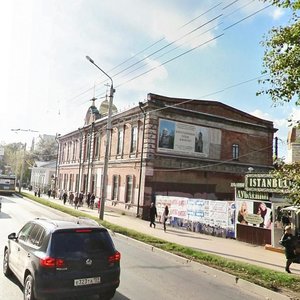 Pushkina Street, 83, Perm: photo