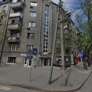 Marshala Bazhanova Street, 10, Kharkiv: photo