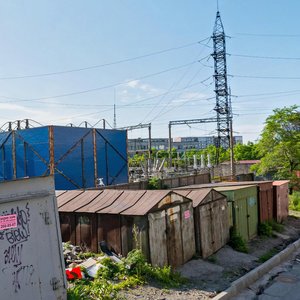 Владивосток, Улица Толстого, 27: фото