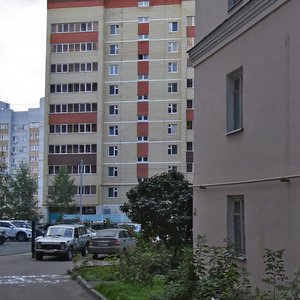 Казань, Улица Аделя Кутуя, 35: фото