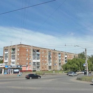 Novokirpichnaya ulitsa, 13, Omsk: photo