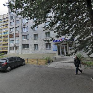 Киев, Улица Братьев Зеровых, 14Б: фото