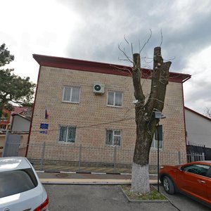 Геленджик, Улица Серафимовича, 23: фото