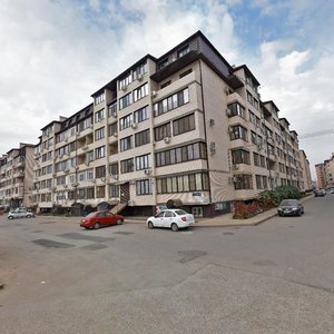 Краснодар, Улица имени Сергея Есенина, 84: фото