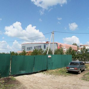 Khadi Taktasha Street, 30, Kazan: photo