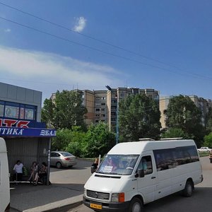 Кривой Рог, 5-й Заречный микрорайон, 60: фото