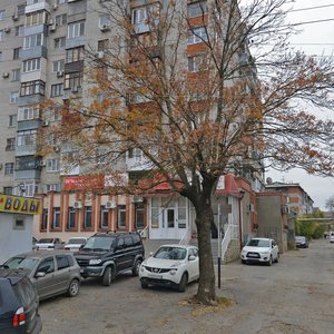 Краснодар, Улица имени П.М. Гаврилова, 60: фото