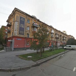Ulitsa Ushinskogo, 8, : foto