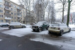 Revolyutsii Highway, 16, Saint Petersburg: photo