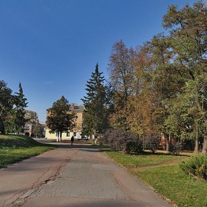 Чернигов, Улица Гетмана Полуботка, 12: фото