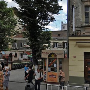Львов, Улица Петра Дорошенко, 3: фото