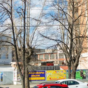Krasnykh Partizan Street, 9, : foto