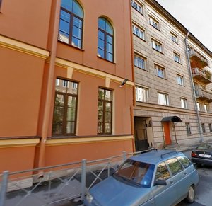 Pevcheskiy Lane, 4, Saint Petersburg: photo