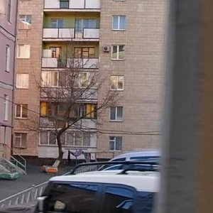 Butyshiv Lane, 17, : foto