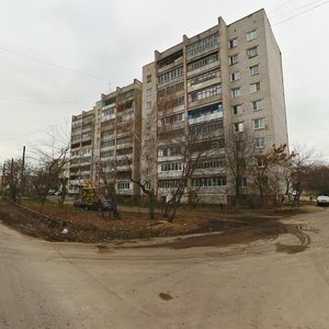 Дзержинск, Улица Черняховского, 14: фото