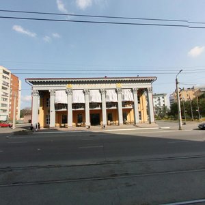 Челябинск, Улица Цвиллинга, 81: фото