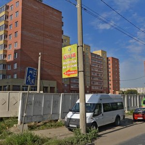 Omsk, Prospekt Komarova, 14к1: foto