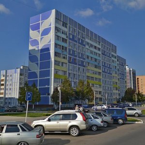 Mira Avenue, 28, : foto