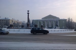 Псков, Площадь Победы, 1: фото