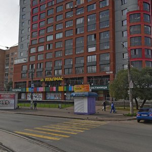 Ижевск, Улица Гагарина, 5Б: фото