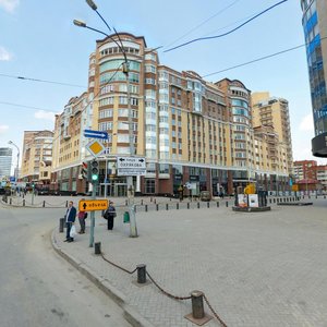 Екатеринбург, Улица Хохрякова, 48: фото