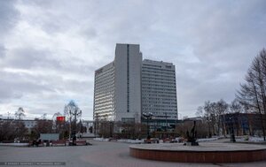 Мурманск, Проспект Ленина, 82: фото