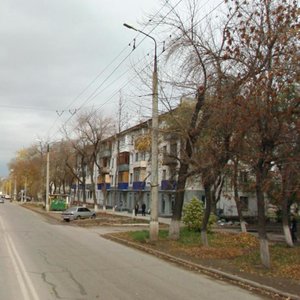Новокуйбышевск, Улица Кадомцева, 10: фото