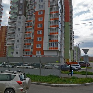 Красноярск, Улица Дмитрия Мартынова, 31: фото