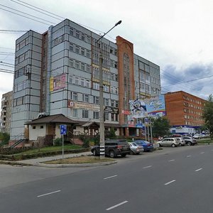 Тольятти, Коммунистическая улица, 28: фото