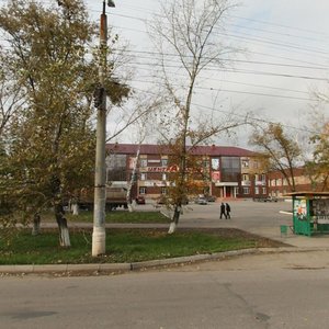 Новокуйбышевск, Улица Дзержинского, 13: фото