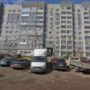 Казань, Улица Хади Такташа, 41: фото