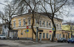 Таганрог, Петровская улица, 65: фото